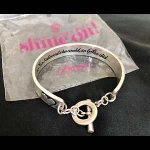 🎁PREMIER DESIGN SILVER BRACELET